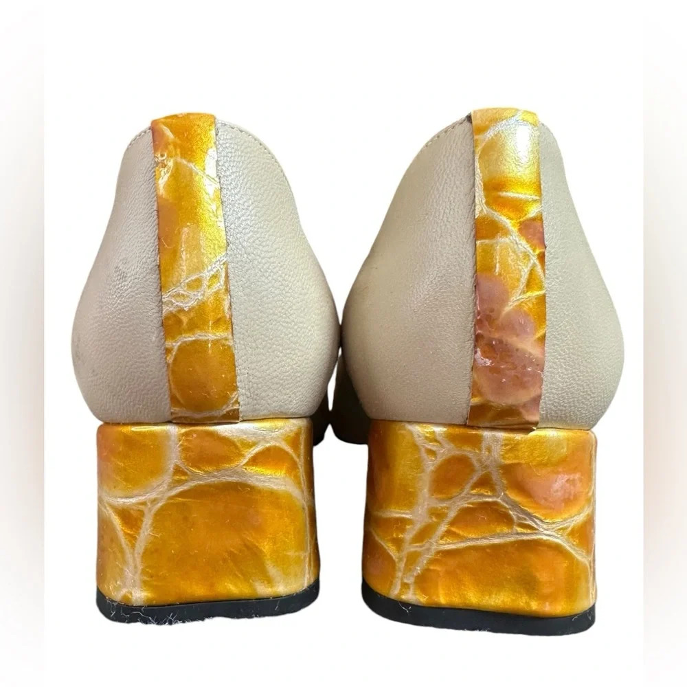 Stuart Weitzman Ivory Cream Classic Pumps Womens Size 8 AA Cap Toe Slip Heels - Picture 4 of 8